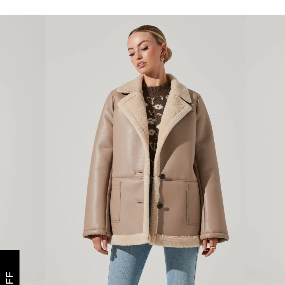 Astr the Label FRANCINE FAUX LEATHER SHEARLING JACKET size XL